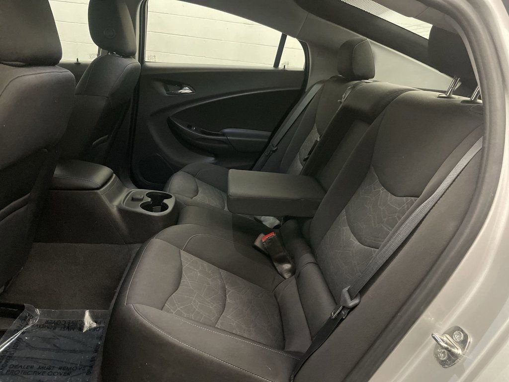 Used 2018 Chevrolet Volt LT image 18