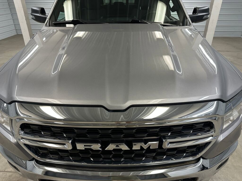 Used 2024 RAM 1500 Big Horn AWD/4WD image 37
