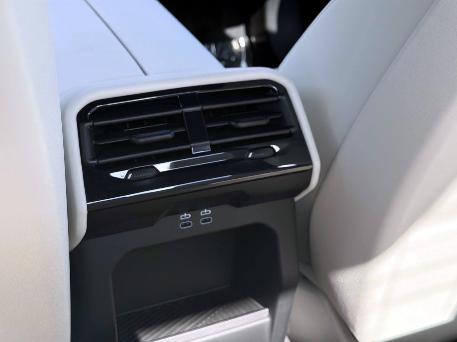 New 2027 BMW 530i w/ M Sport Package RWD image 14
