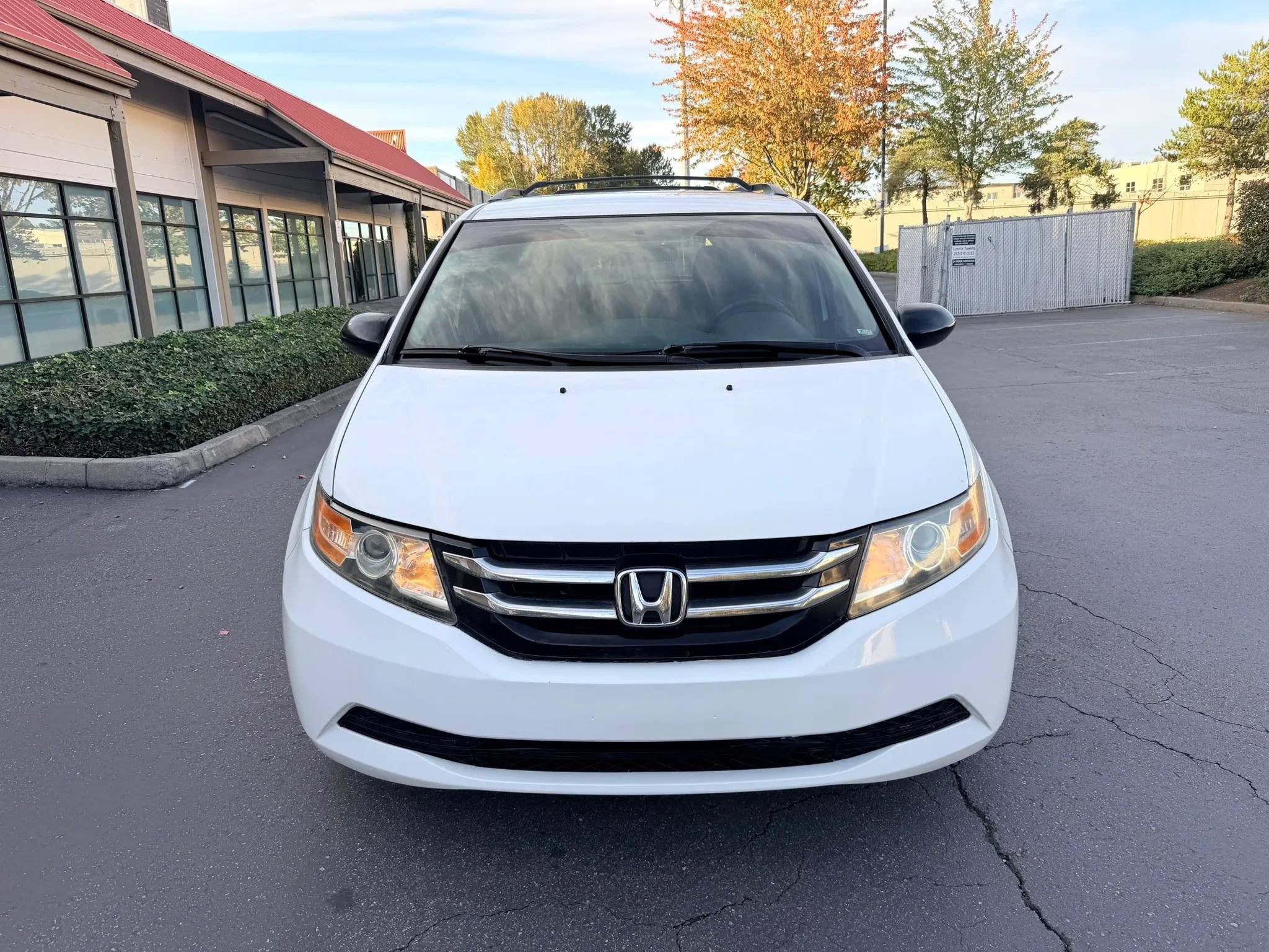 Used 2014 Honda Odyssey LX image 8