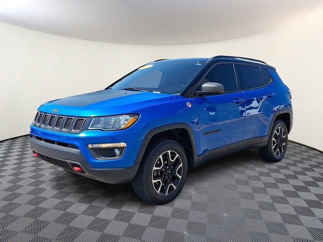 Used 2021 Jeep Compass Trailhawk w/ Sun and Sound Group AWD/4WD image 3