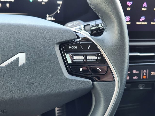 Used 2024 Kia Niro Wave image 30