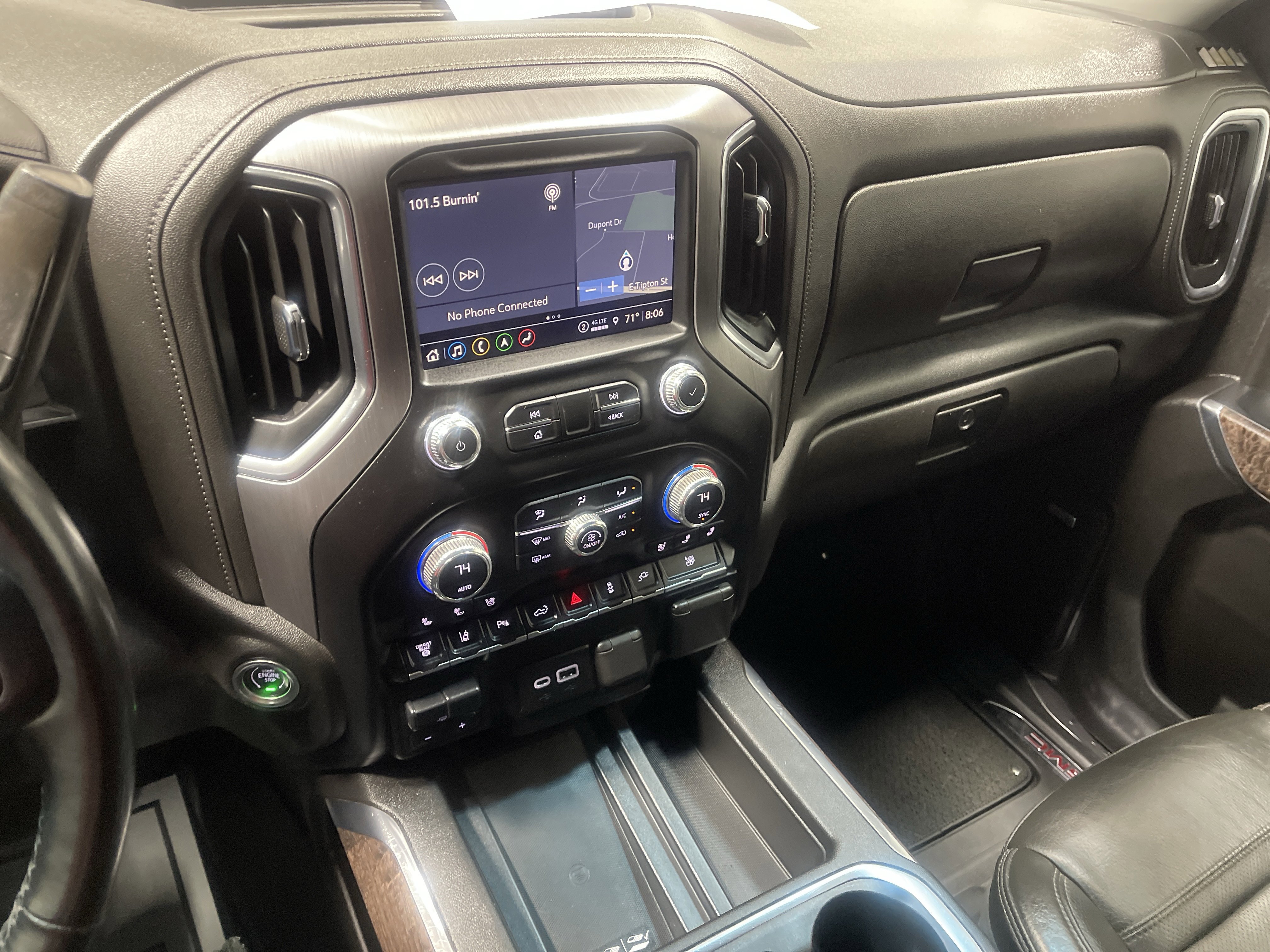 Used 2023 GMC Sierra 3500 Denali image 28