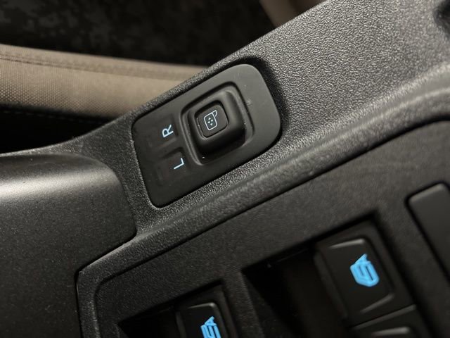 Used 2023 Ford Bronco Wildtrak image 29