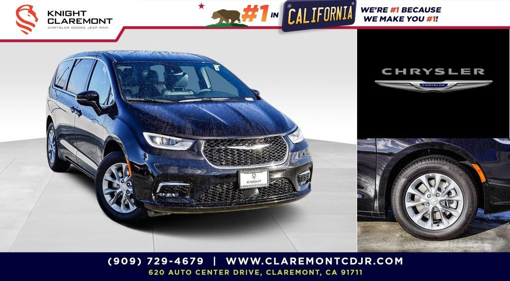 New 2026 Chrysler Pacifica Select