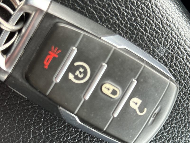 Used 2022 RAM 1500 Laramie image 33