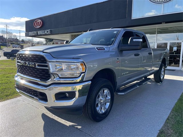 Used 2024 RAM 3500 Big Horn image 8