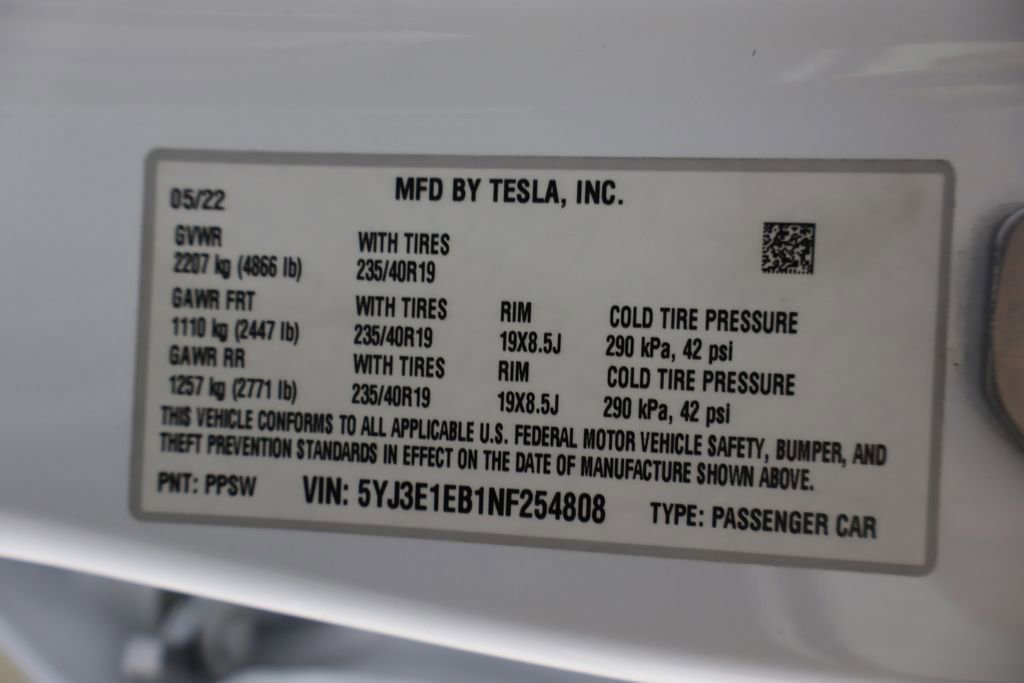 Used 2022 Tesla Model 3 Long Range AWD/4WD image 40