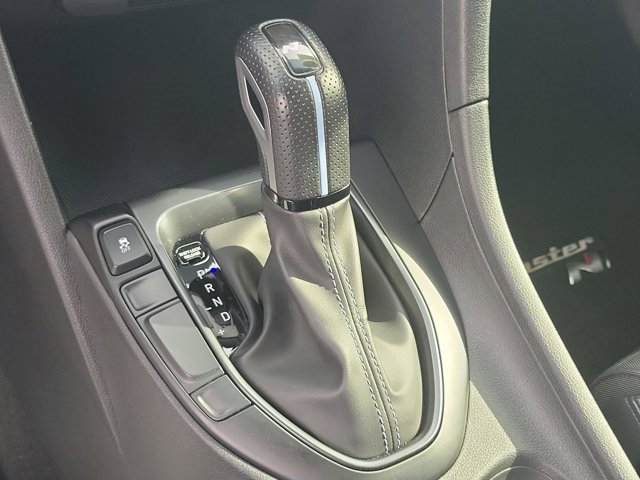 Used 2022 Hyundai Veloster N image 19