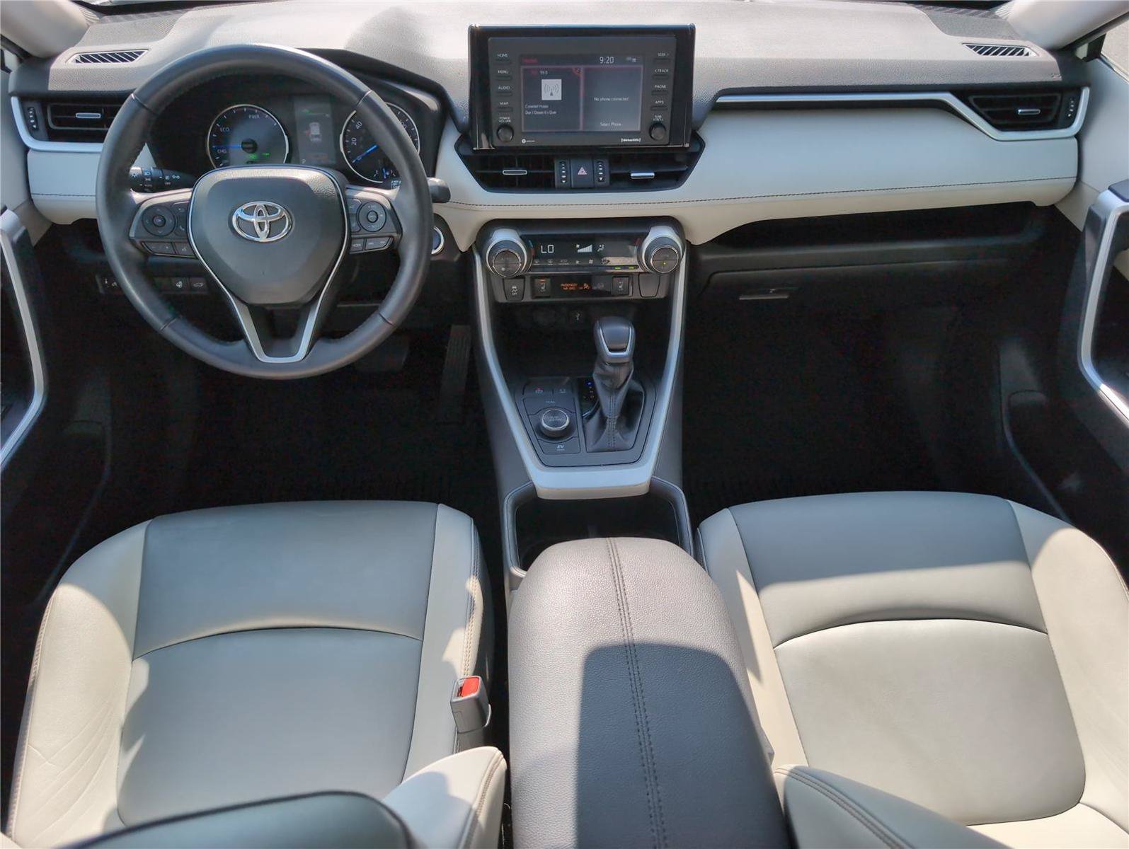 Used 2022 Toyota RAV4 XLE Premium AWD/4WD image 34