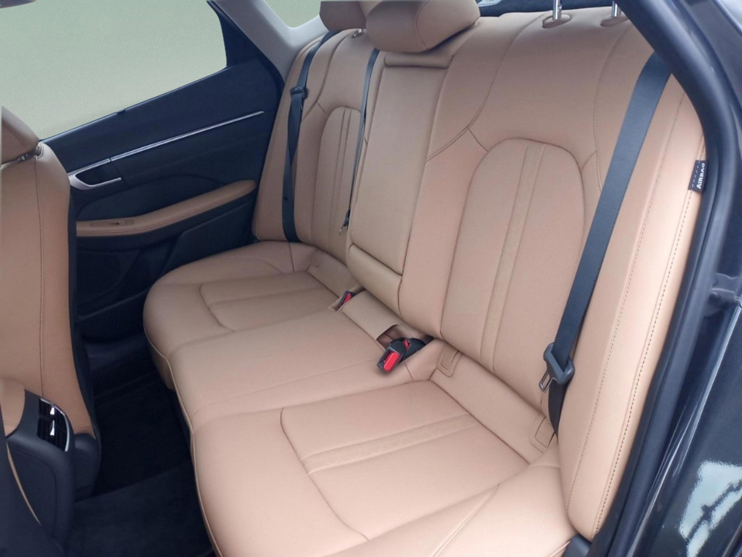 Used 2025 Hyundai Sonata Limited image 24