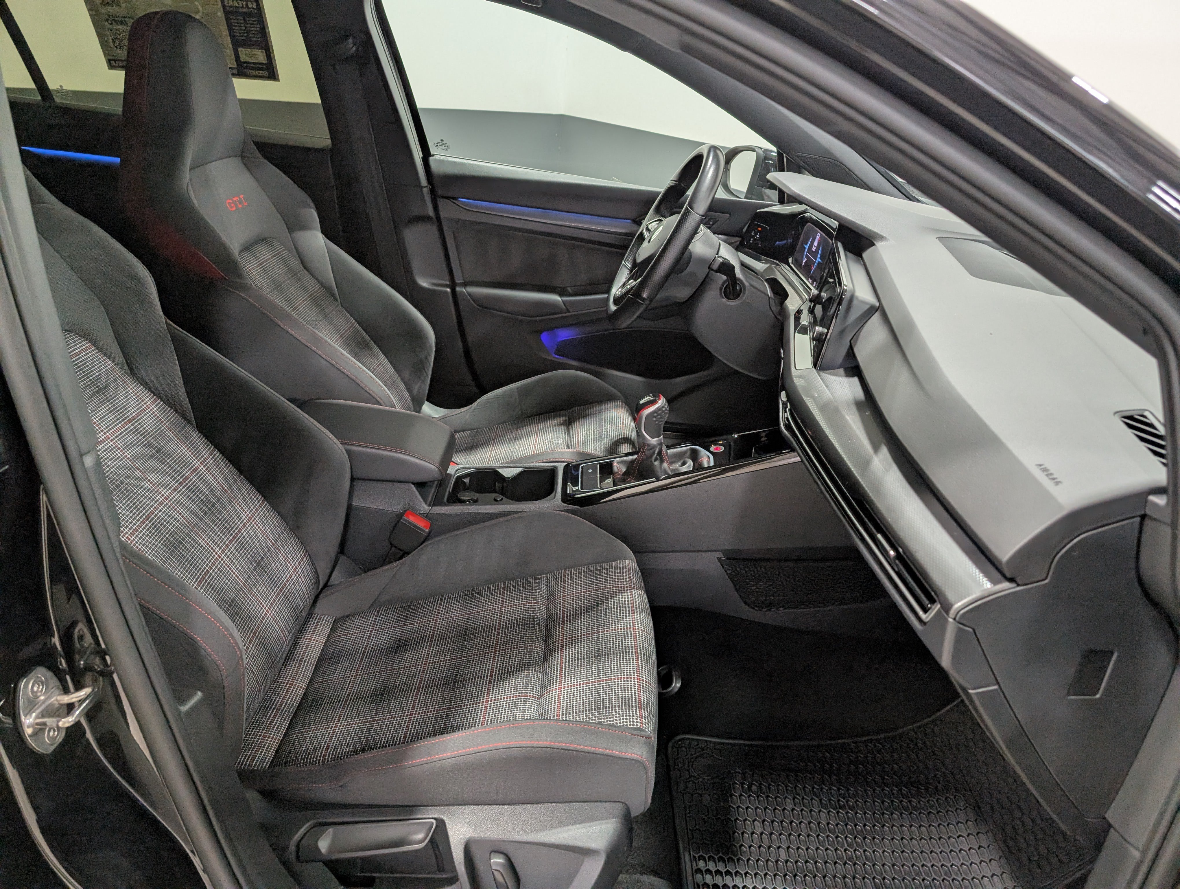 Used 2023 Volkswagen GTI S FWD image 17