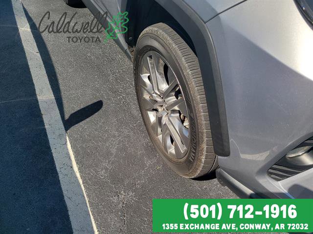 Used 2021 Toyota RAV4 XLE Premium image 3