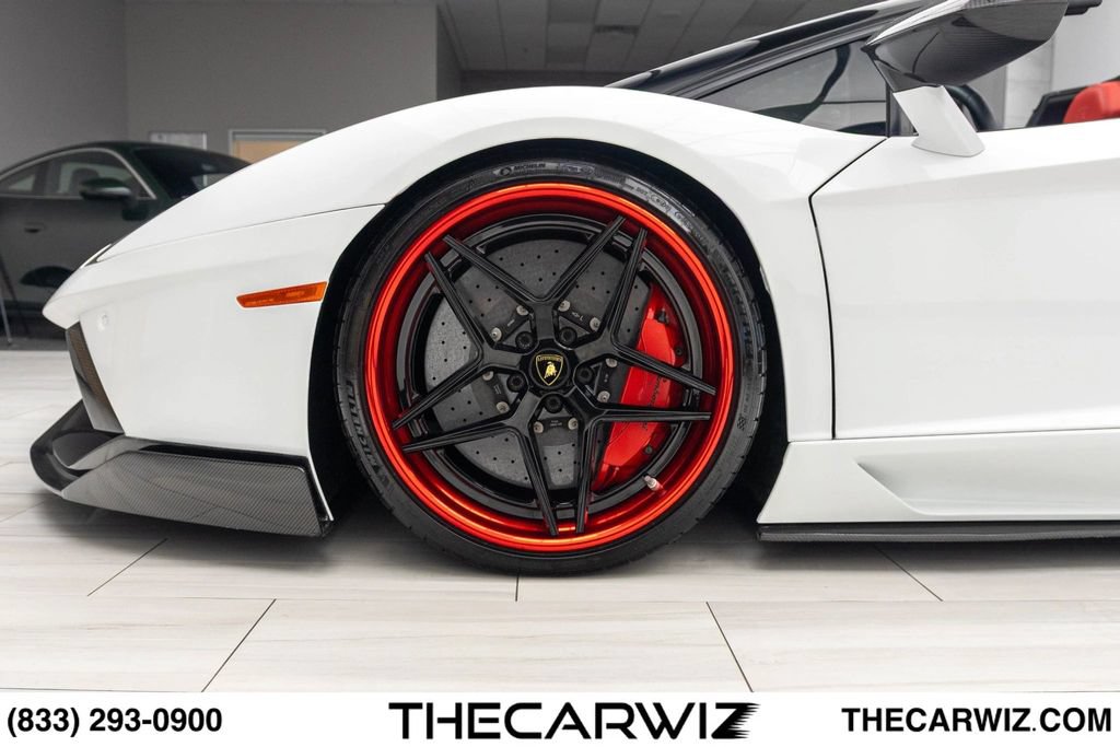 Used 2017 Lamborghini Aventador LP 700-4 AWD/4WD image 11