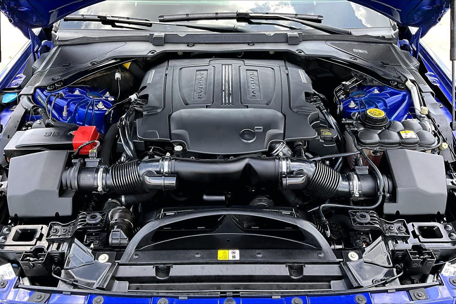 Used 2017 Jaguar XE R-Sport RWD image 32