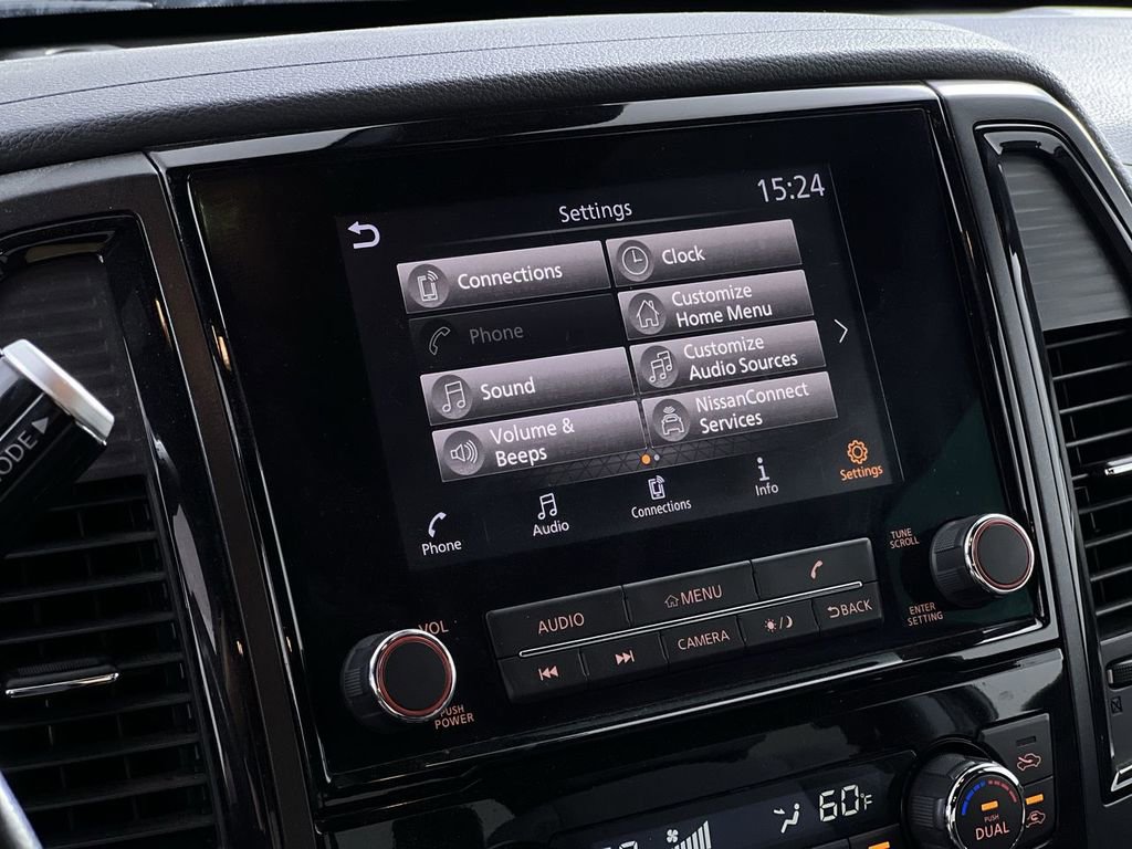 Used 2023 Nissan Titan SV w/ SV Convenience Package image 20