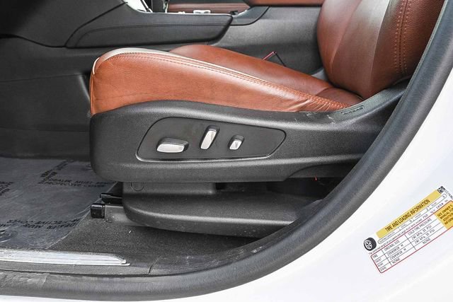 Used 2022 Cadillac XT5 Premium Luxury w/ Technology Package image 21