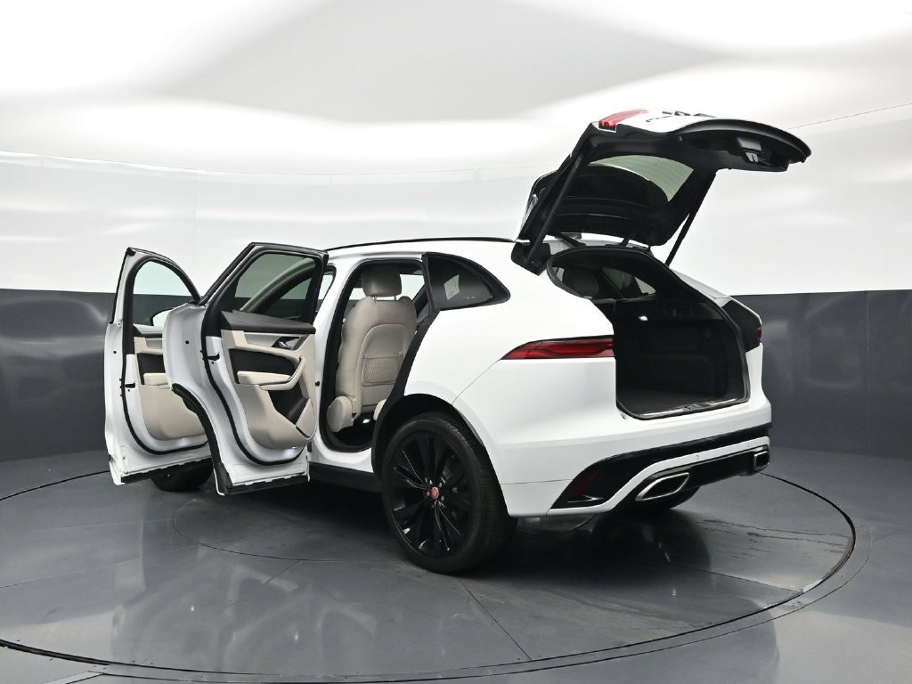 Used 2023 Jaguar F-PACE R-Dynamic S AWD/4WD image 33