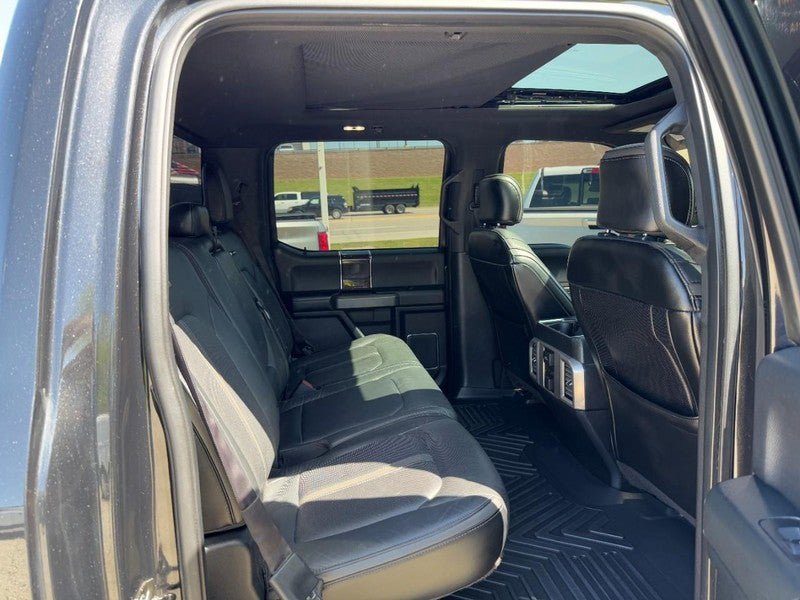 Used 2015 Ford F150 Platinum w/ Equipment Group 701A Luxury AWD/4WD image 10