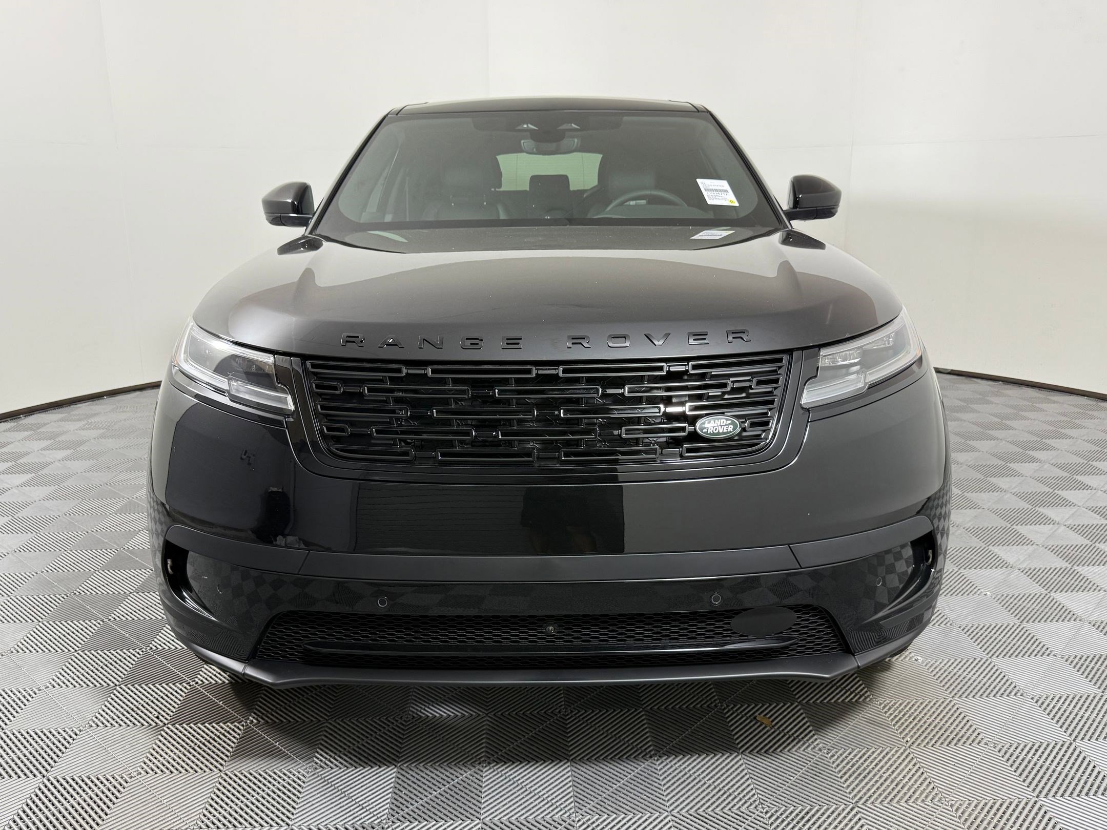 New 2026 Land Rover Range Rover Velar S AWD/4WD image 7