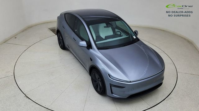 Used 2026 Tesla Model Y Long Range image 74