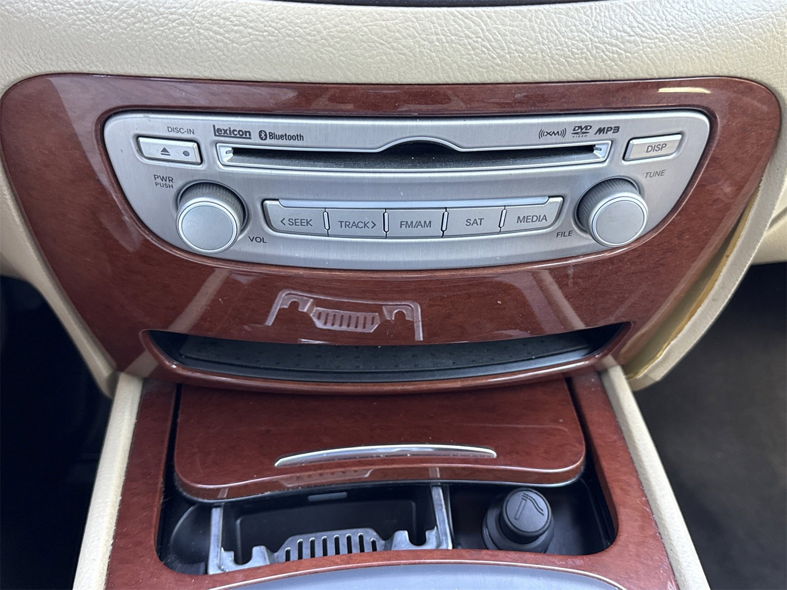 Used 2013 Hyundai Genesis 3.8 w/ Premium Pkg image 29