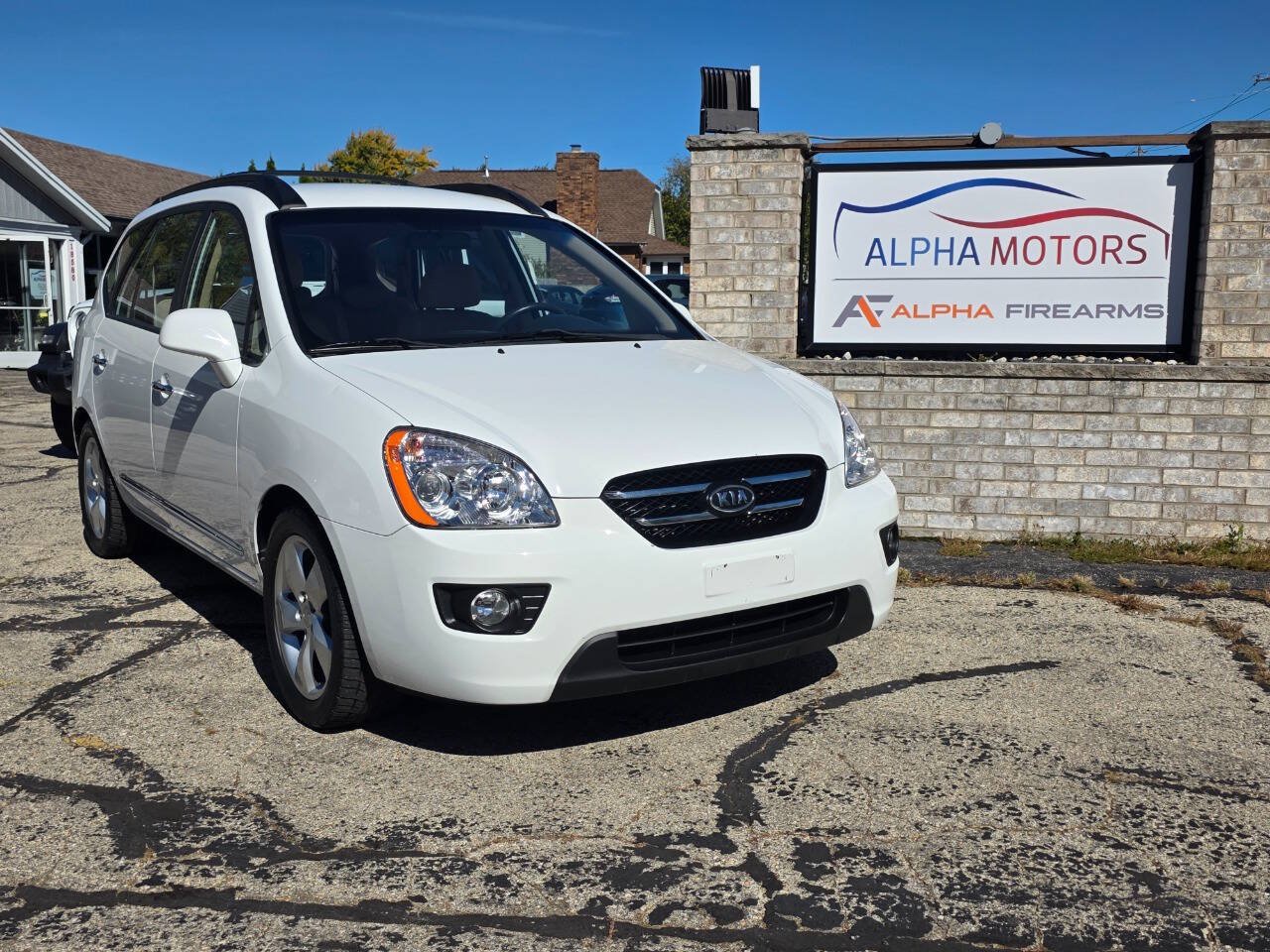 Used 2008 Kia Rondo EX FWD image 1