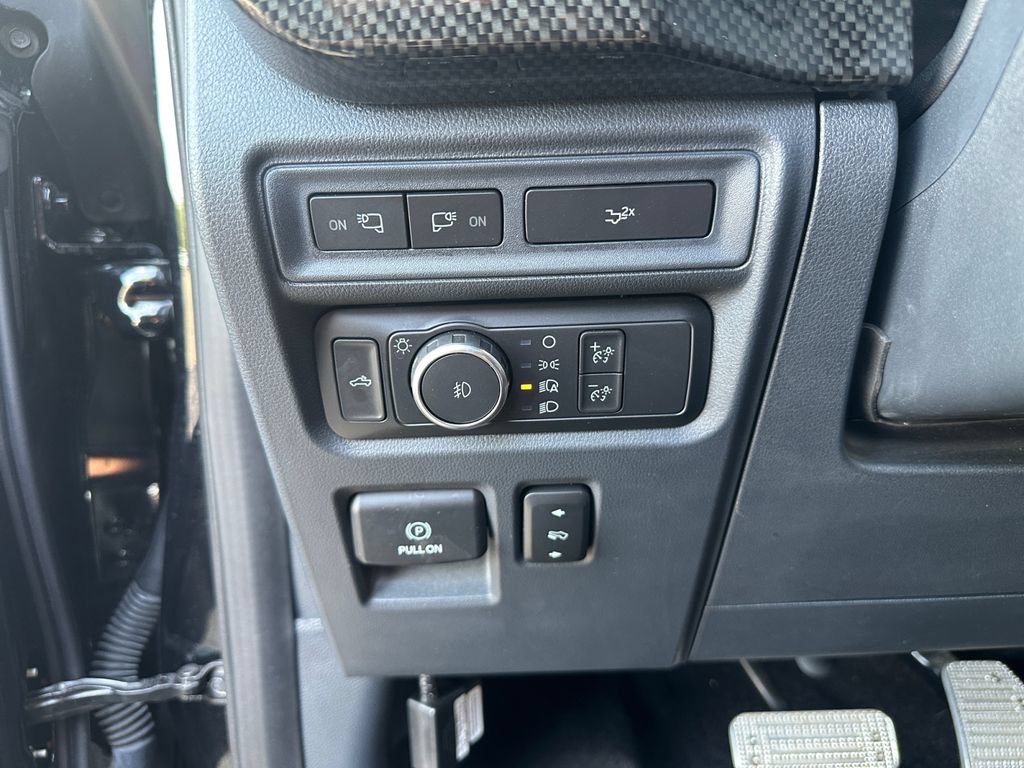 Used 2022 Ford F150 Lariat w/ Equipment Group 502A High AWD/4WD image 19