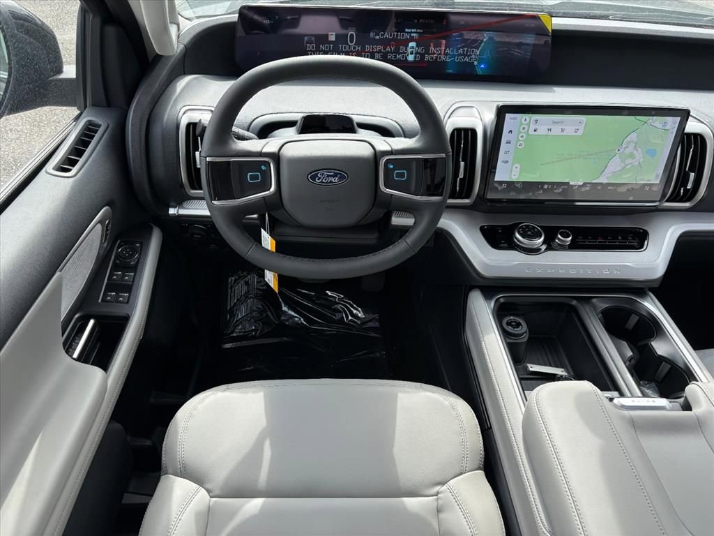 New 2026 Ford Expedition Active AWD/4WD image 19