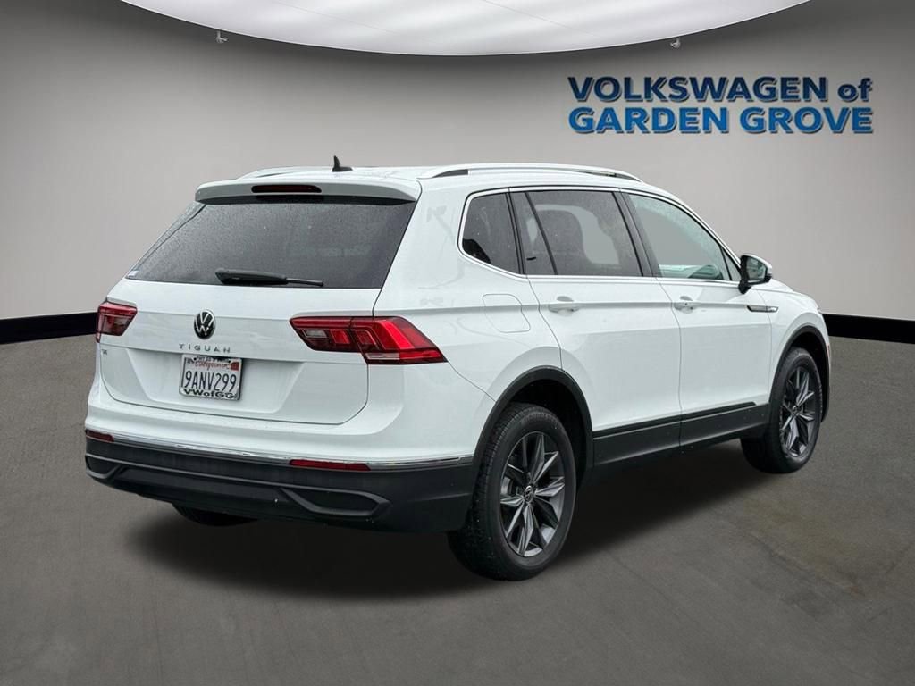 Used 2022 Volkswagen Tiguan SE FWD image 7