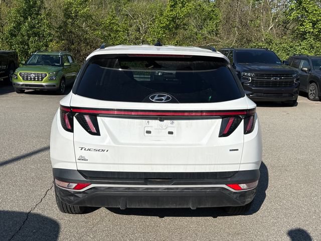 Certified 2023 Hyundai Tucson SEL w/ Winter Package AWD/4WD image 4