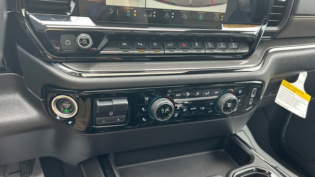 Used 2023 Chevrolet Silverado 1500 ZR2 w/ Technology Package image 28