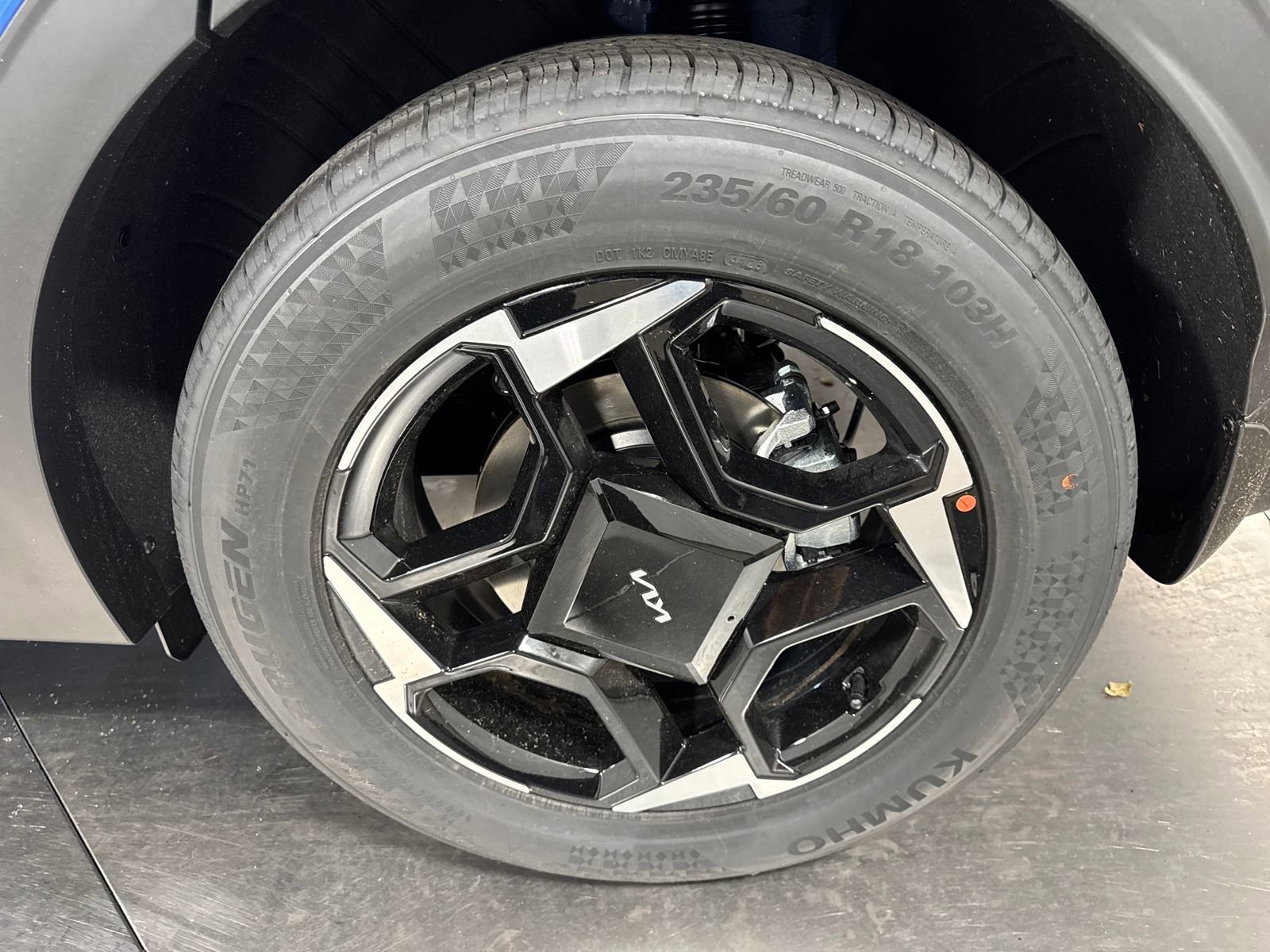 New 2026 Kia Sportage EX image 12