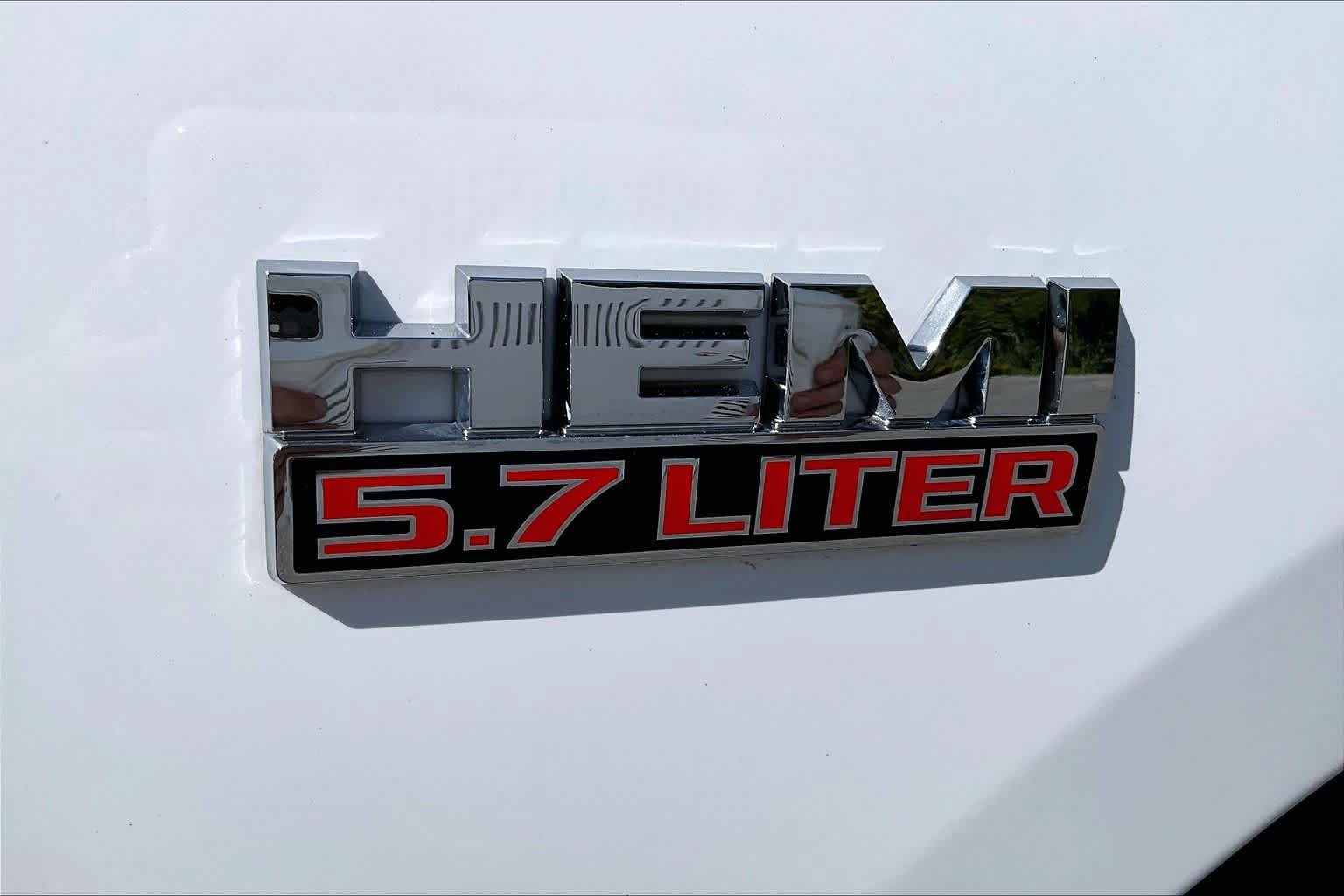 Used 2019 RAM 1500 Express AWD/4WD image 33