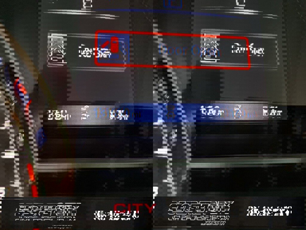 Used 2018 Nissan Altima 2.5 SR w/ SR Midnight Edition image 10