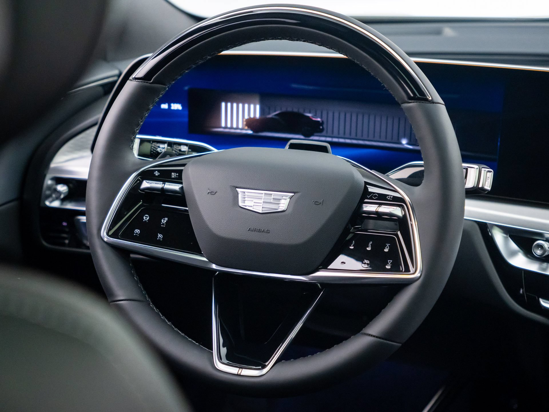 New 2027 Cadillac Lyriq Signature Sport w/ LPO, ONYX Package AWD/4WD image 10
