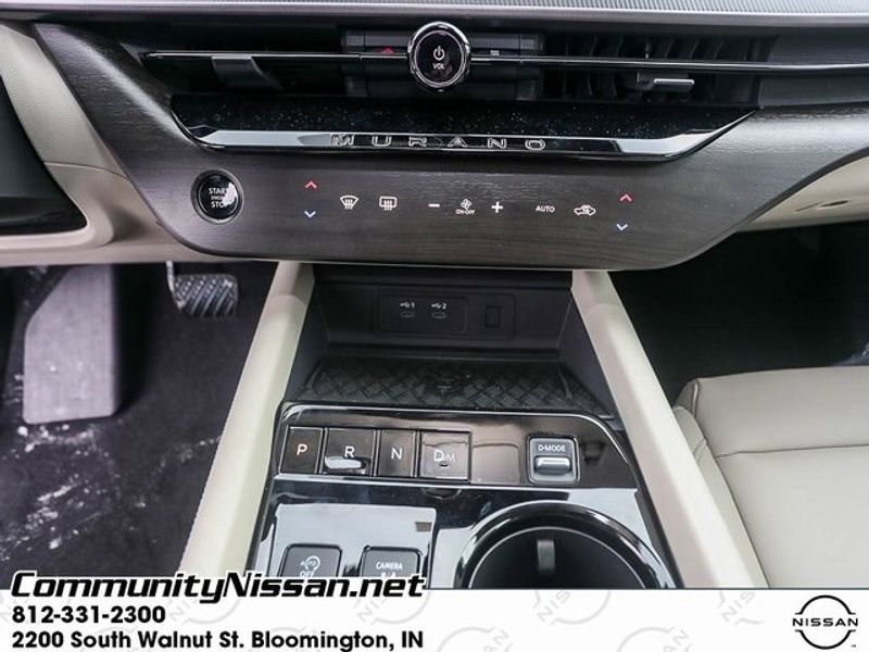 New 2025 Nissan Murano SV image 14
