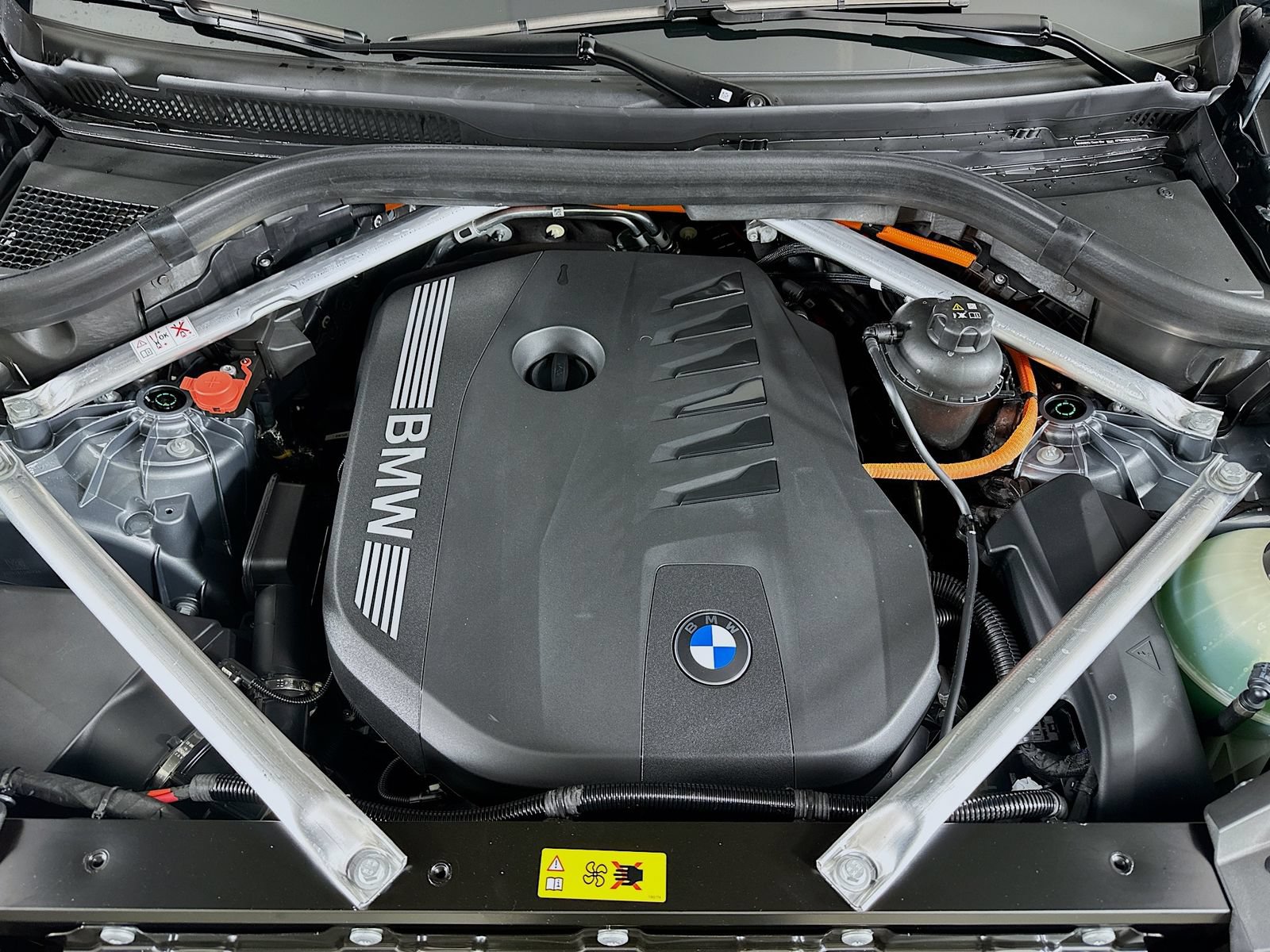 New 2026 BMW X5 xDrive50e w/ Executive Package AWD/4WD image 13