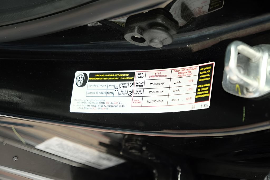 Used 2025 Nissan Sentra SV FWD image 34