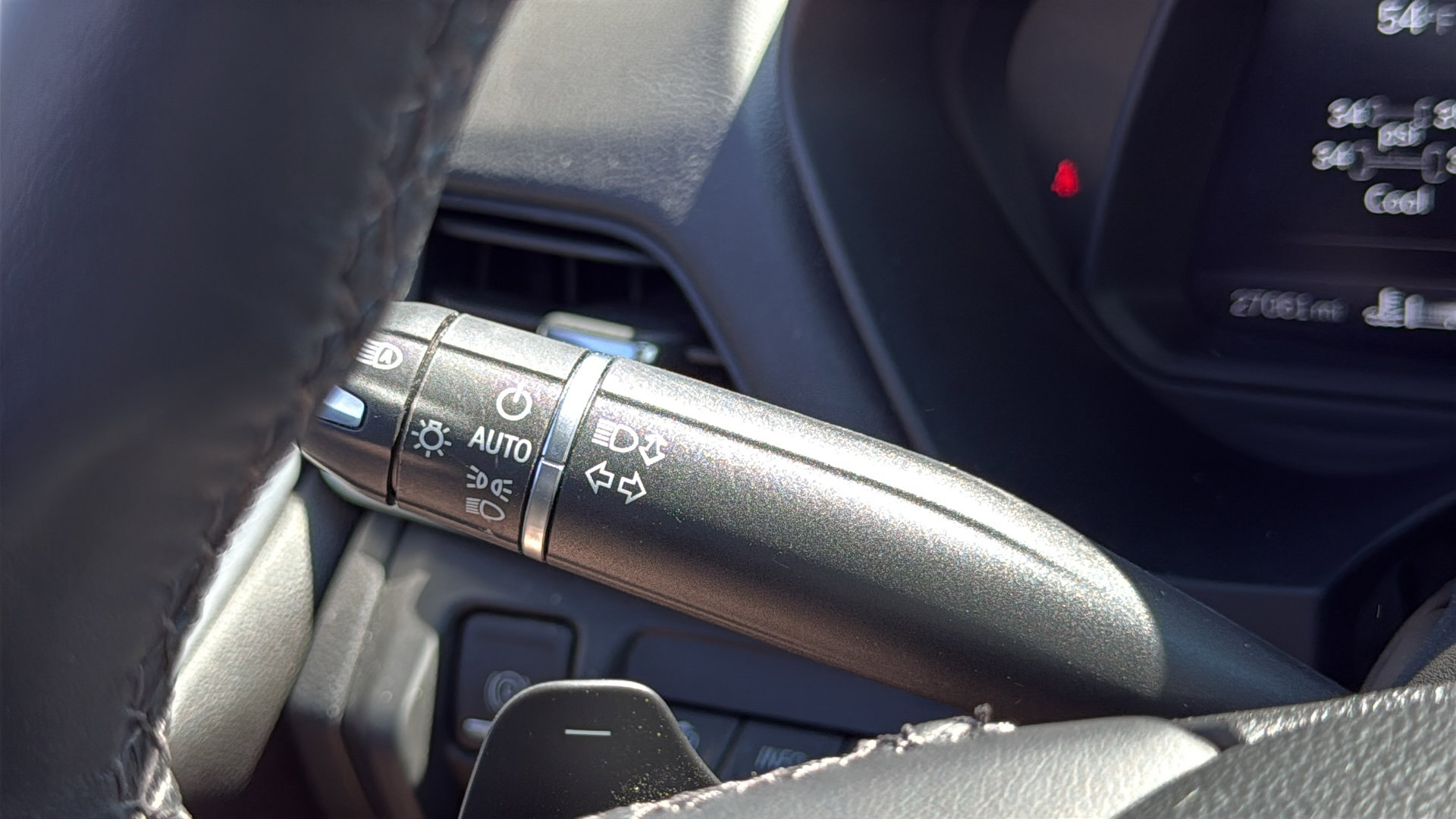 Certified 2022 Cadillac CT4 Premium Luxury AWD/4WD image 15