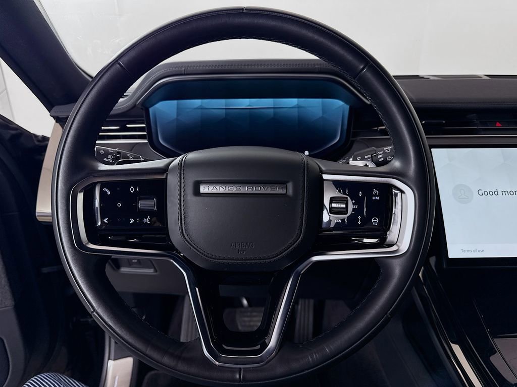 Used 2025 Land Rover Range Rover Sport SE image 12