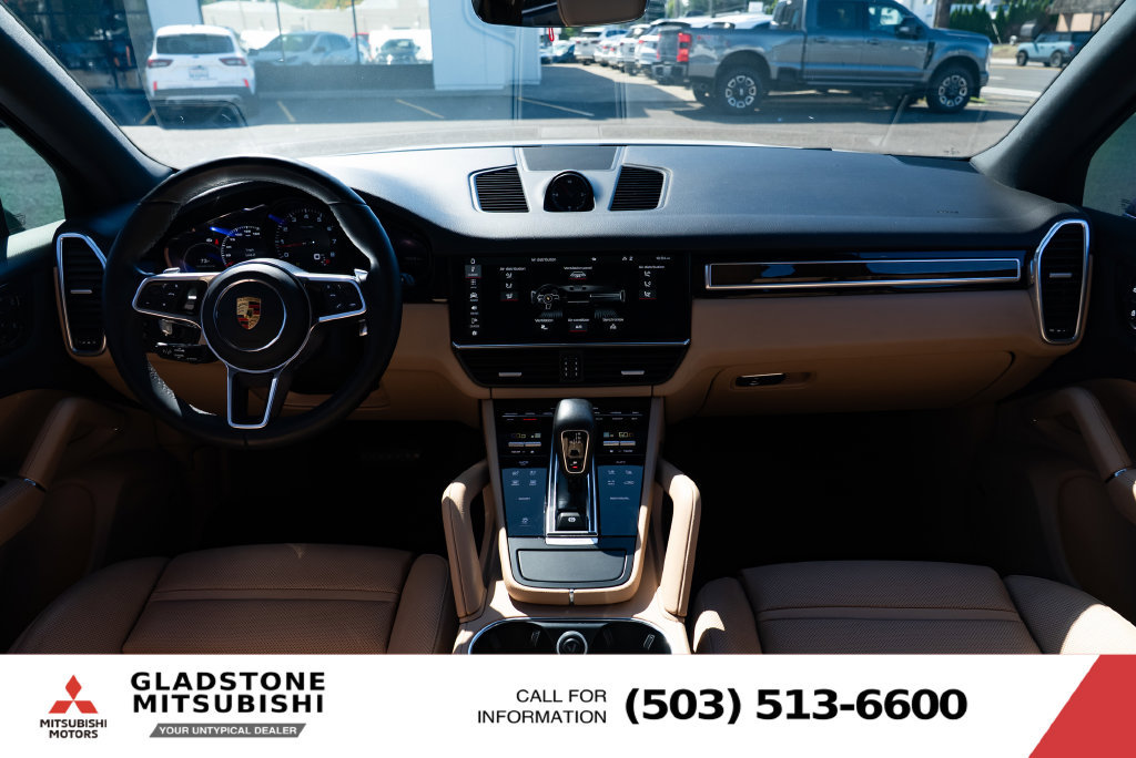 Used 2021 Porsche Cayenne AWD/4WD image 9
