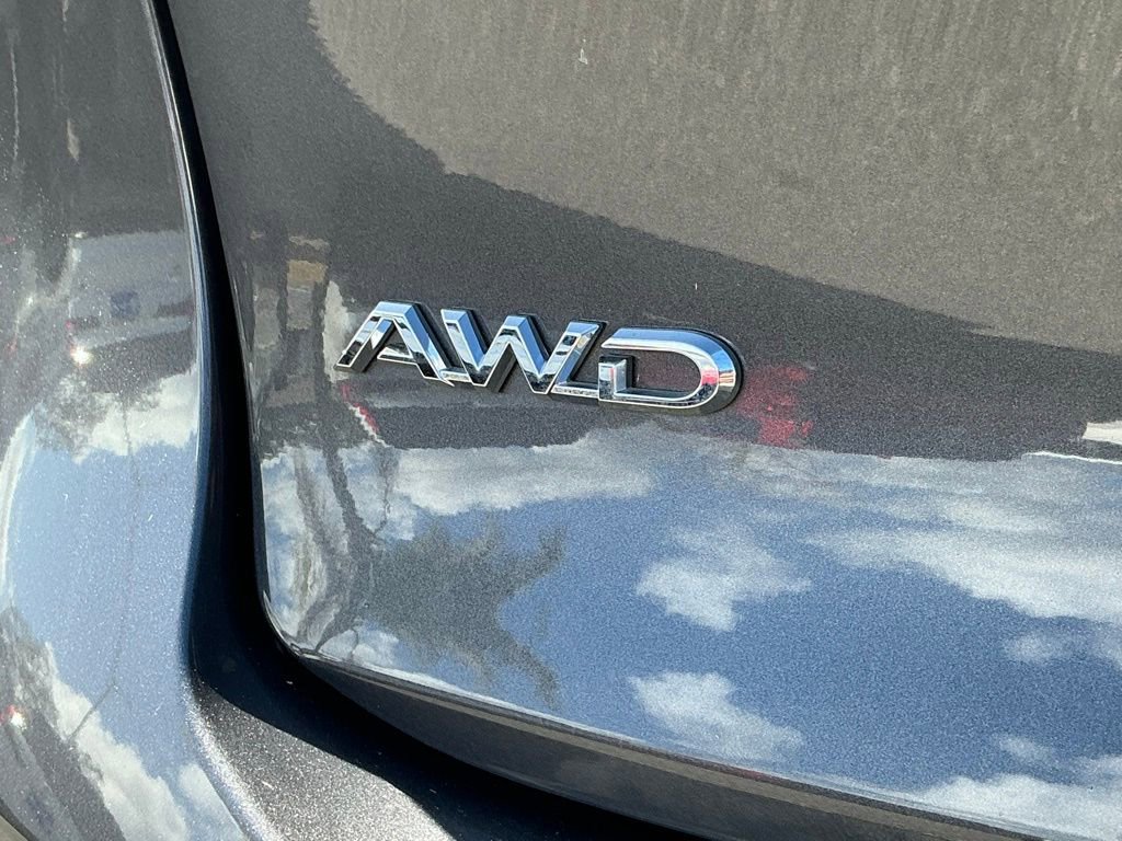 Used 2023 Toyota Crown XLE image 23