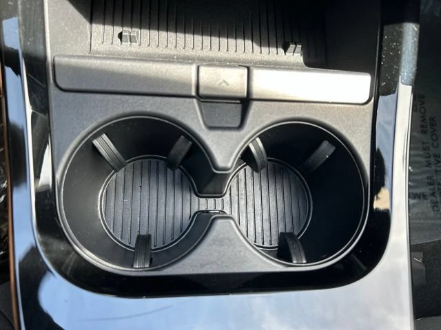 Used 2026 Toyota Prius LE FWD image 23