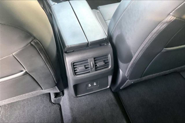 Certified 2025 Nissan Rogue Platinum AWD/4WD image 31