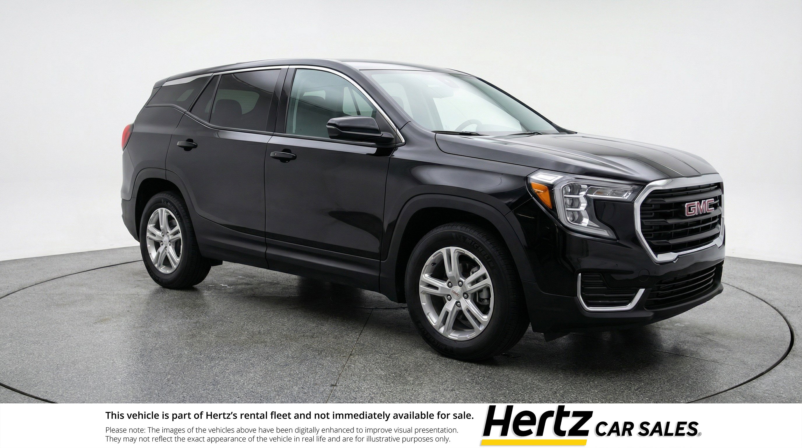Used 2024 GMC Terrain SLE image 1