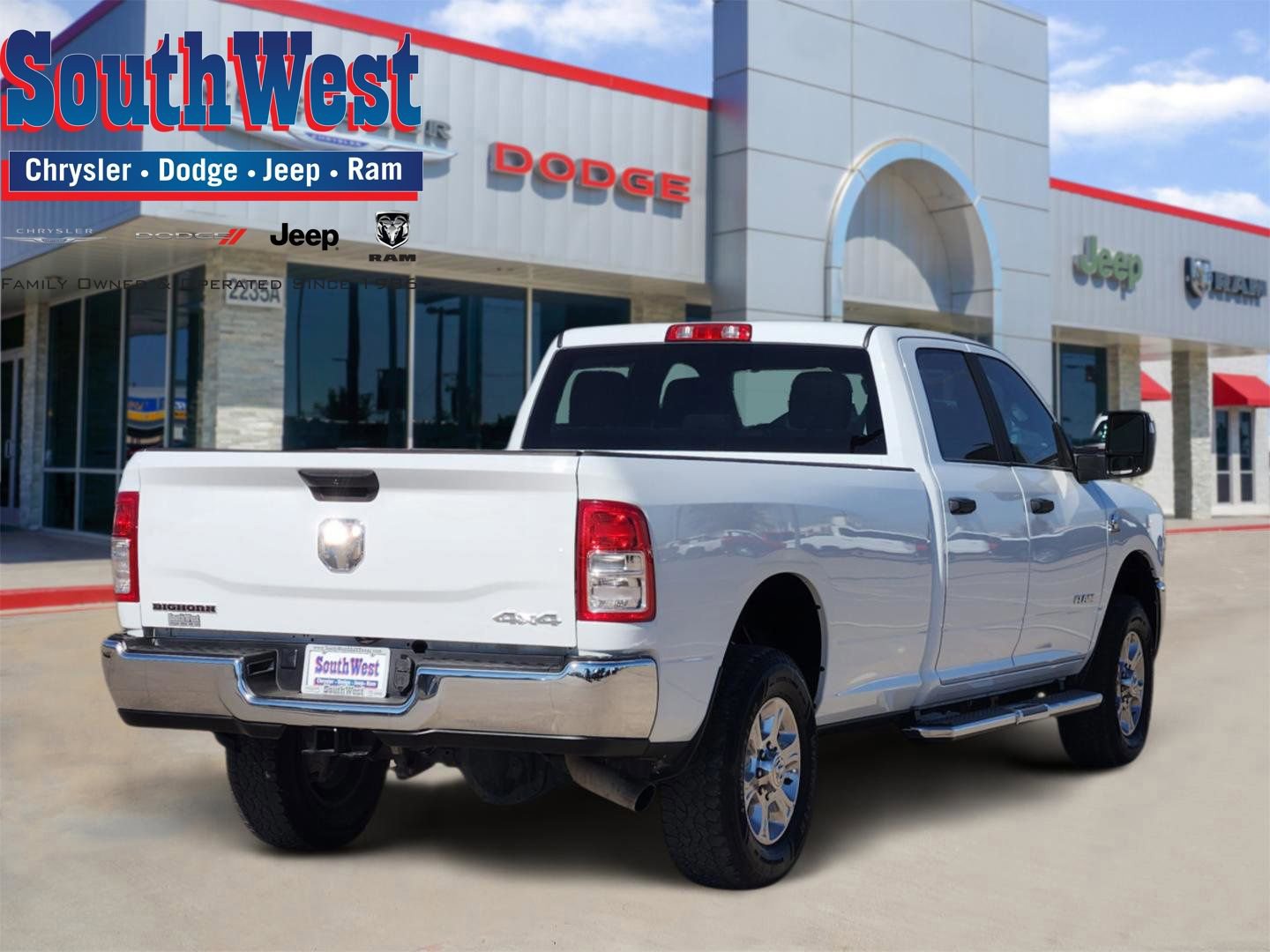 Used 2024 RAM 3500 Big Horn image 5