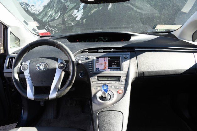 Used 2012 Toyota Prius Four image 18
