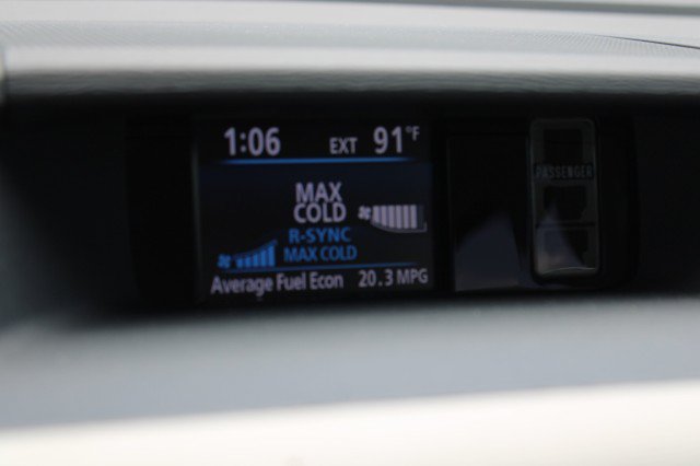 Used 2013 Toyota Sienna XLE FWD image 13