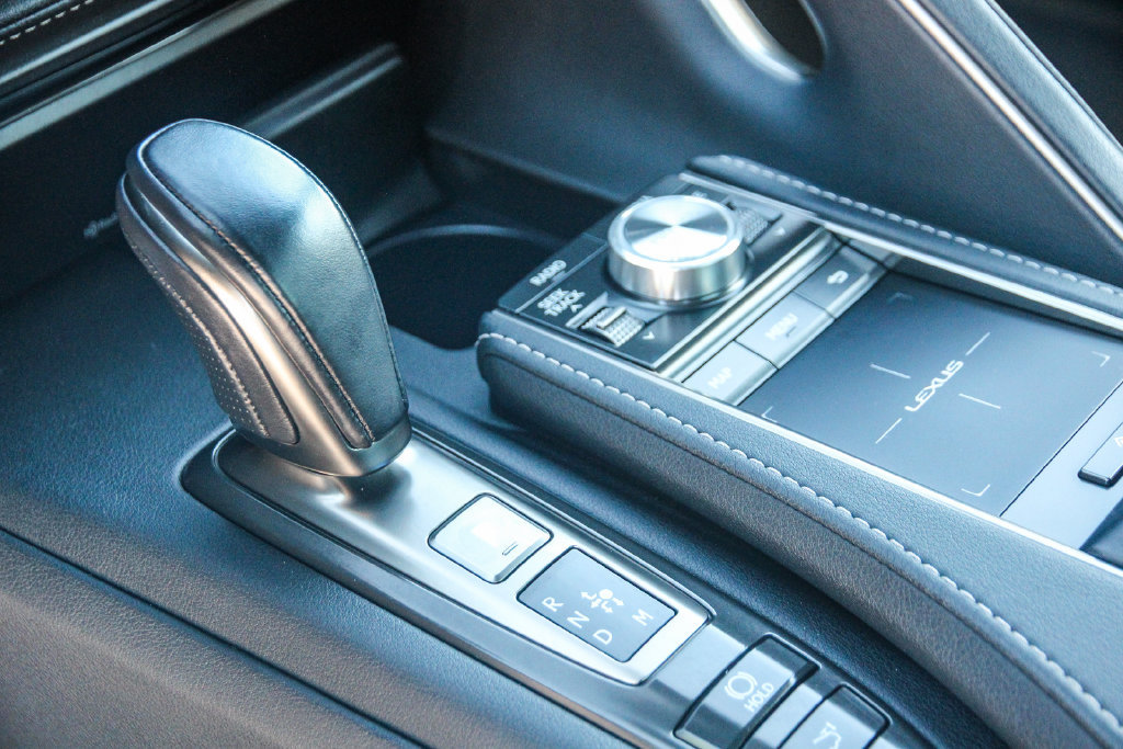 Used 2021 Lexus LC 500 Coupe w/ Performance Package RWD image 19